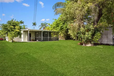 631 NE 12th Street Homestead FL 33030