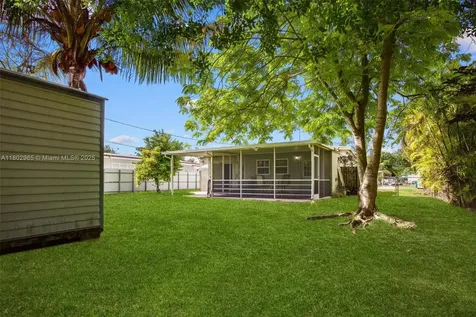 631 NE 12th Street Homestead FL 33030