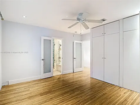 2810 Crystal Court Miami FL 33133