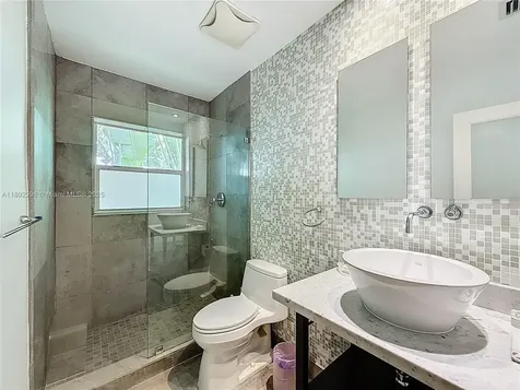 2810 Crystal Court Miami FL 33133