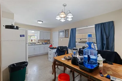409 Poplar Avenue Port St. Lucie FL 34952