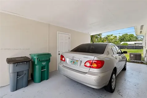 409 Poplar Avenue Port St. Lucie FL 34952