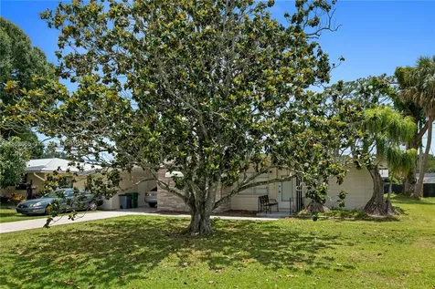 409 Poplar Avenue Port St. Lucie FL 34952
