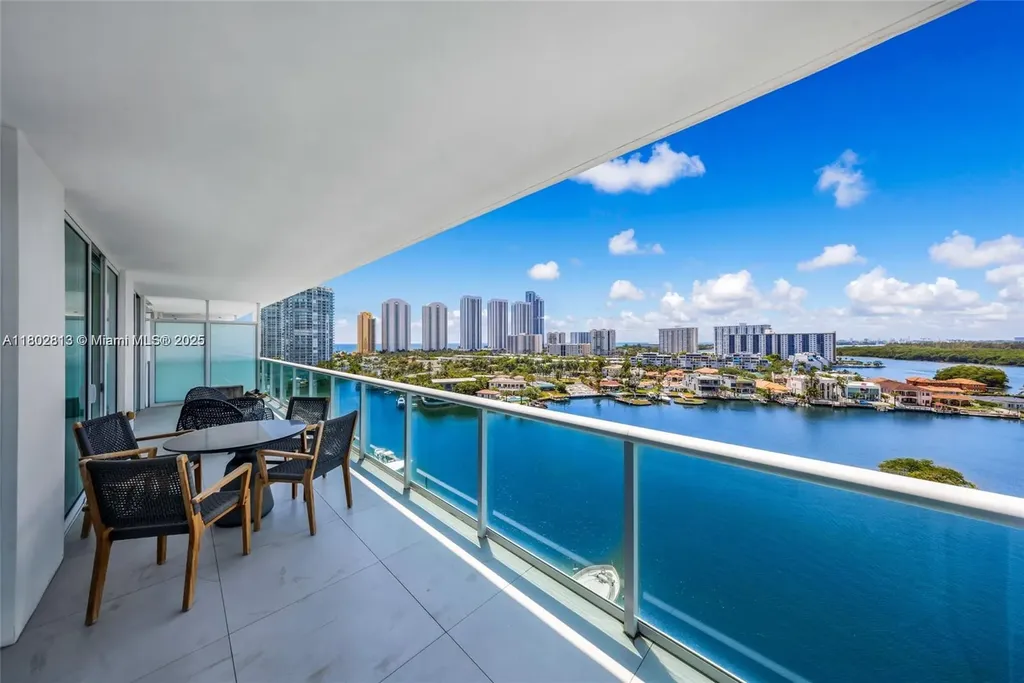 400 Sunny Isle Sunny Isles Beach FL 33160