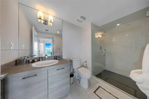 400 Sunny Isle Sunny Isles Beach FL 33160