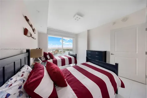 400 Sunny Isle Sunny Isles Beach FL 33160