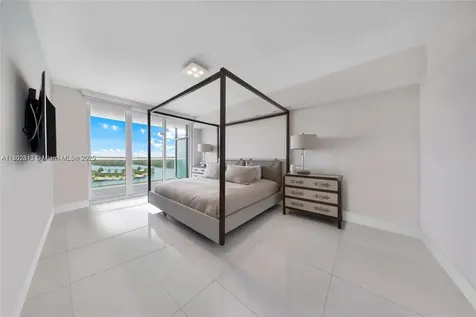 400 Sunny Isle Sunny Isles Beach FL 33160