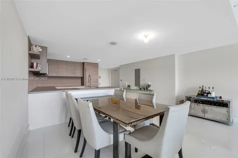 400 Sunny Isle Sunny Isles Beach FL 33160