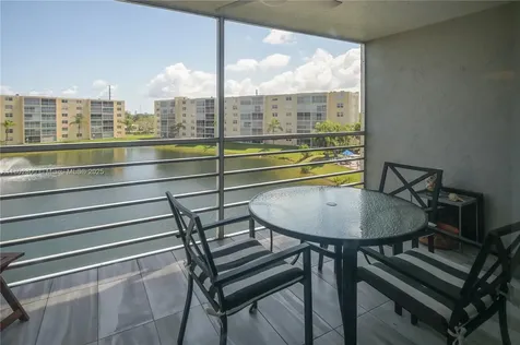 401 SE 3rd Street Dania Beach FL 33004