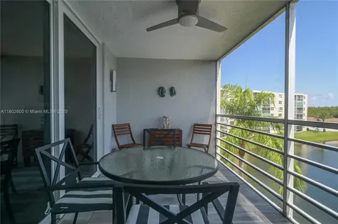 401 SE 3rd Street Dania Beach FL 33004