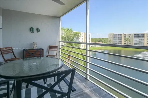 401 SE 3rd Street Dania Beach FL 33004