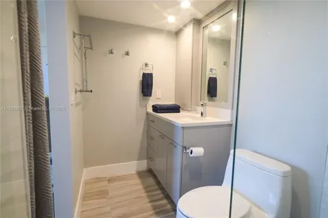 401 SE 3rd Street Dania Beach FL 33004