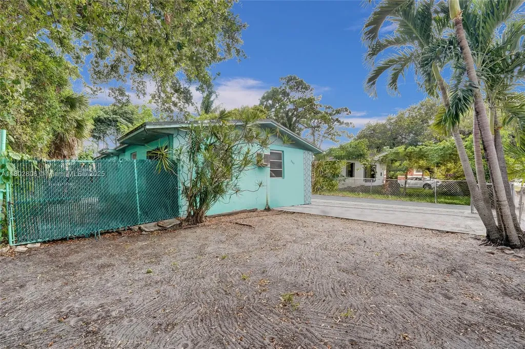 3160 NW 169th Terrace Miami Gardens FL 33056