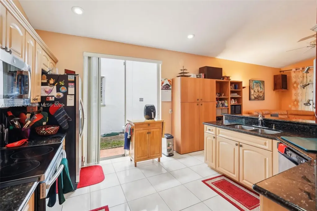 11672 NW 13th Manor Coral Springs FL 33071