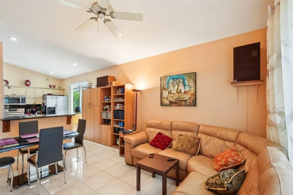 11672 NW 13th Manor Coral Springs FL 33071