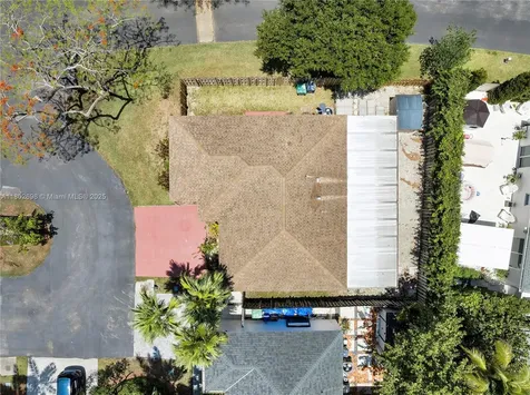 9826 SW 222nd Terrace Cutler Bay FL 33190