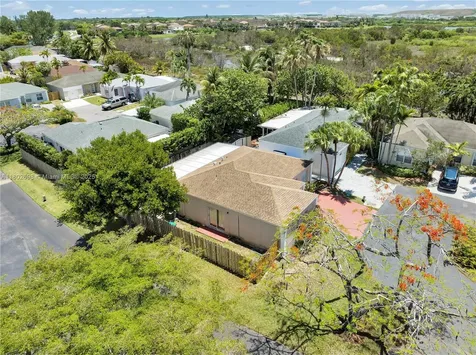 9826 SW 222nd Terrace Cutler Bay FL 33190