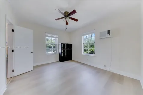 1241 13th Street Miami Beach FL 33139