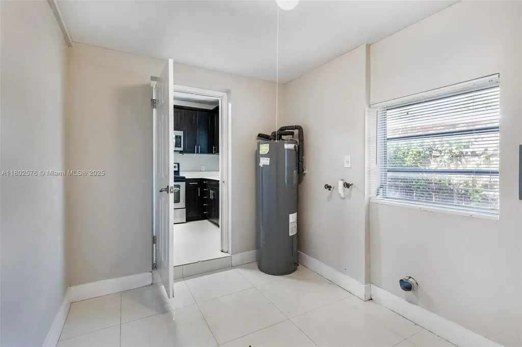 3271 Auburn Boulevard Fort Lauderdale FL 33312