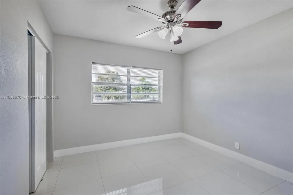 3271 Auburn Boulevard Fort Lauderdale FL 33312