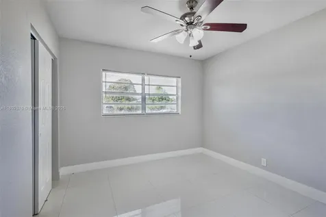 3271 Auburn Boulevard Fort Lauderdale FL 33312