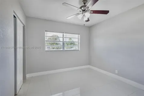 3271 Auburn Boulevard Fort Lauderdale FL 33312
