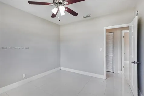 3271 Auburn Boulevard Fort Lauderdale FL 33312