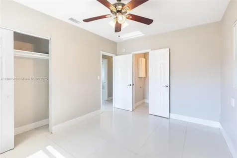 3271 Auburn Boulevard Fort Lauderdale FL 33312