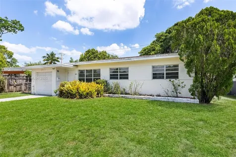 3271 Auburn Boulevard Fort Lauderdale FL 33312