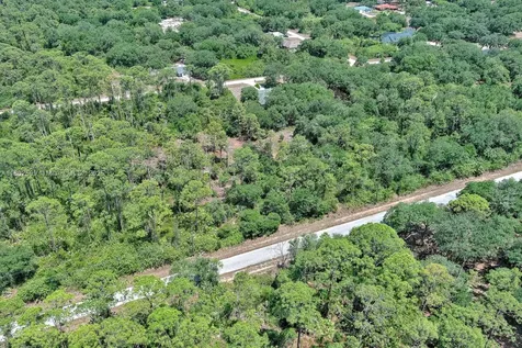 1908 Mcarthur Avenue Lehigh Acres FL 33972