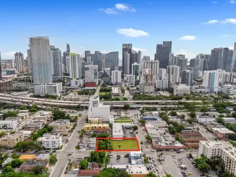 471 & 719 SW 8th Street & 5th Avenue Miami FL 33130