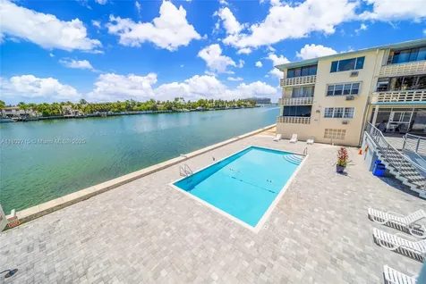 6484 Indian Creek Drive Miami Beach FL 33141