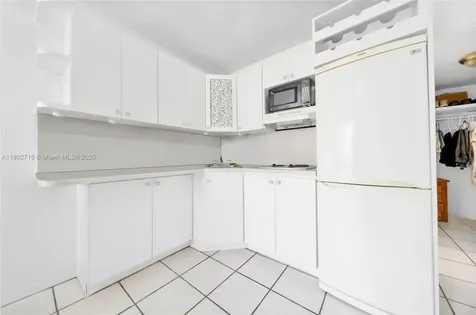 6484 Indian Creek Drive Miami Beach FL 33141
