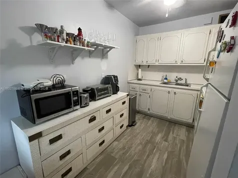 279 Markham M Deerfield Beach FL 33442