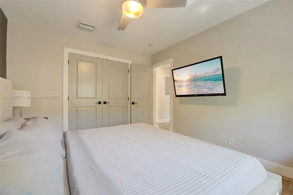 2117 NE 62nd Street Fort Lauderdale FL 33308