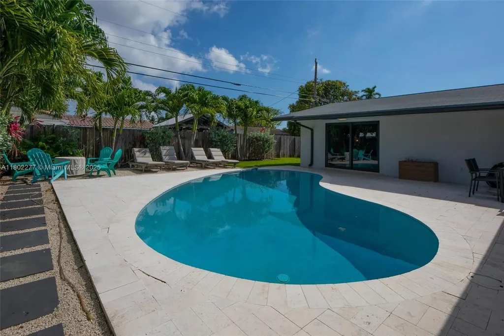 2117 NE 62nd Street Fort Lauderdale FL 33308