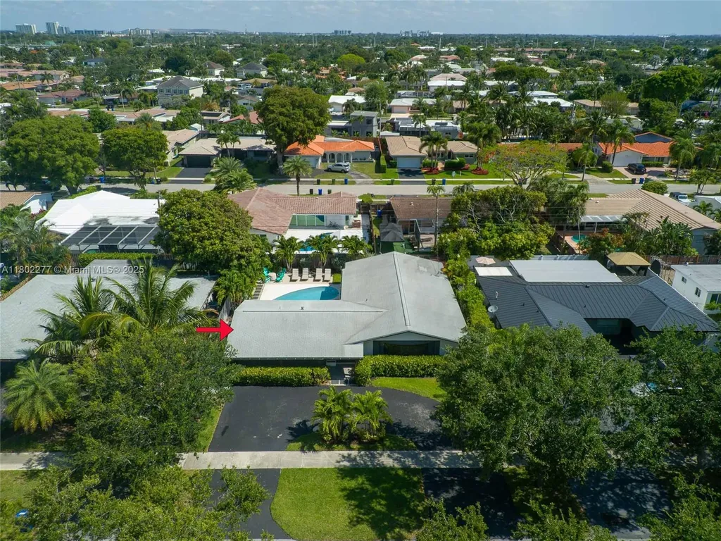 2117 NE 62nd Street Fort Lauderdale FL 33308