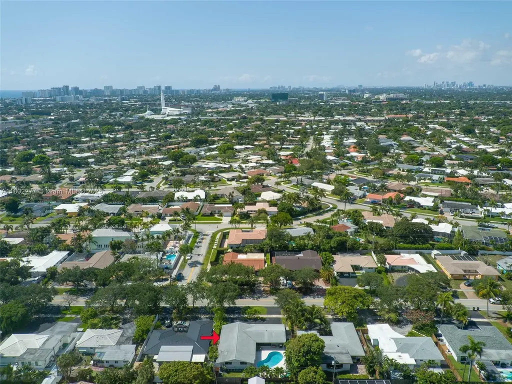 2117 NE 62nd Street Fort Lauderdale FL 33308