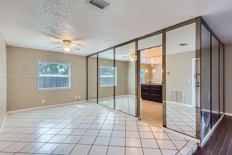 10950 NW 38th Court Coral Springs FL 33065
