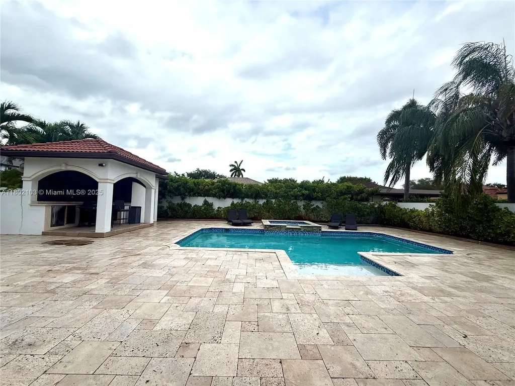 7841 NW 159th Terrace Miami Lakes FL 33016