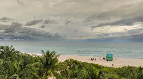 6061 Collins Avenue Miami Beach FL 33140
