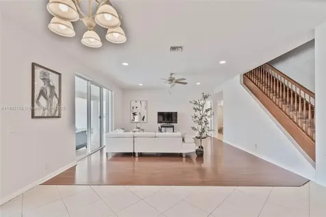 2521 Hunters Run Way Weston FL 33327