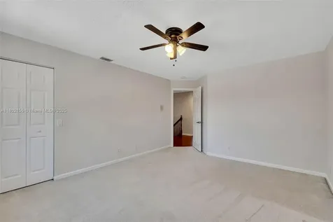 2521 Hunters Run Way Weston FL 33327