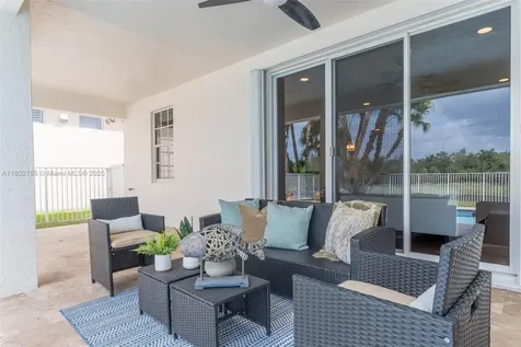 2521 Hunters Run Way Weston FL 33327