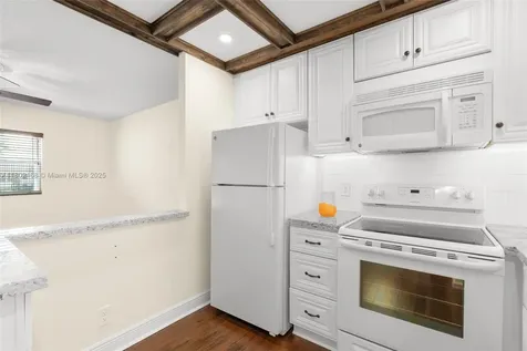 34 Valencia B Delray Beach FL 33446
