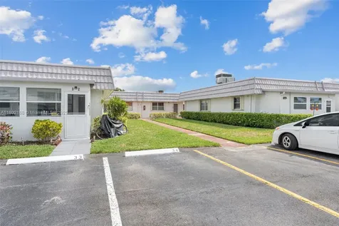 34 Valencia B Delray Beach FL 33446