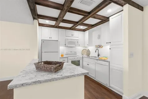 34 Valencia B Delray Beach FL 33446