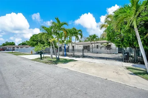 10845 SW 152nd Terrace Miami FL 33157