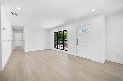 10845 SW 152nd Terrace Miami FL 33157