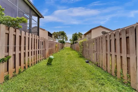 1951 SW 81st Terrace Davie FL 33324